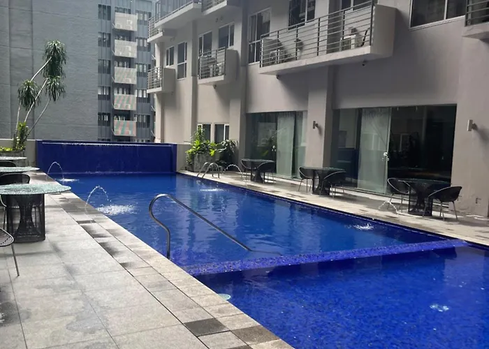One Bedroom Located In Salcedo Village Appartement *